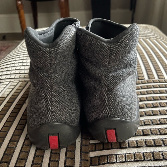 Vintage Prada Vibram Gray Ankle Boots - Picture 4 of 8